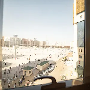 جولدن توليب المكتان فندق